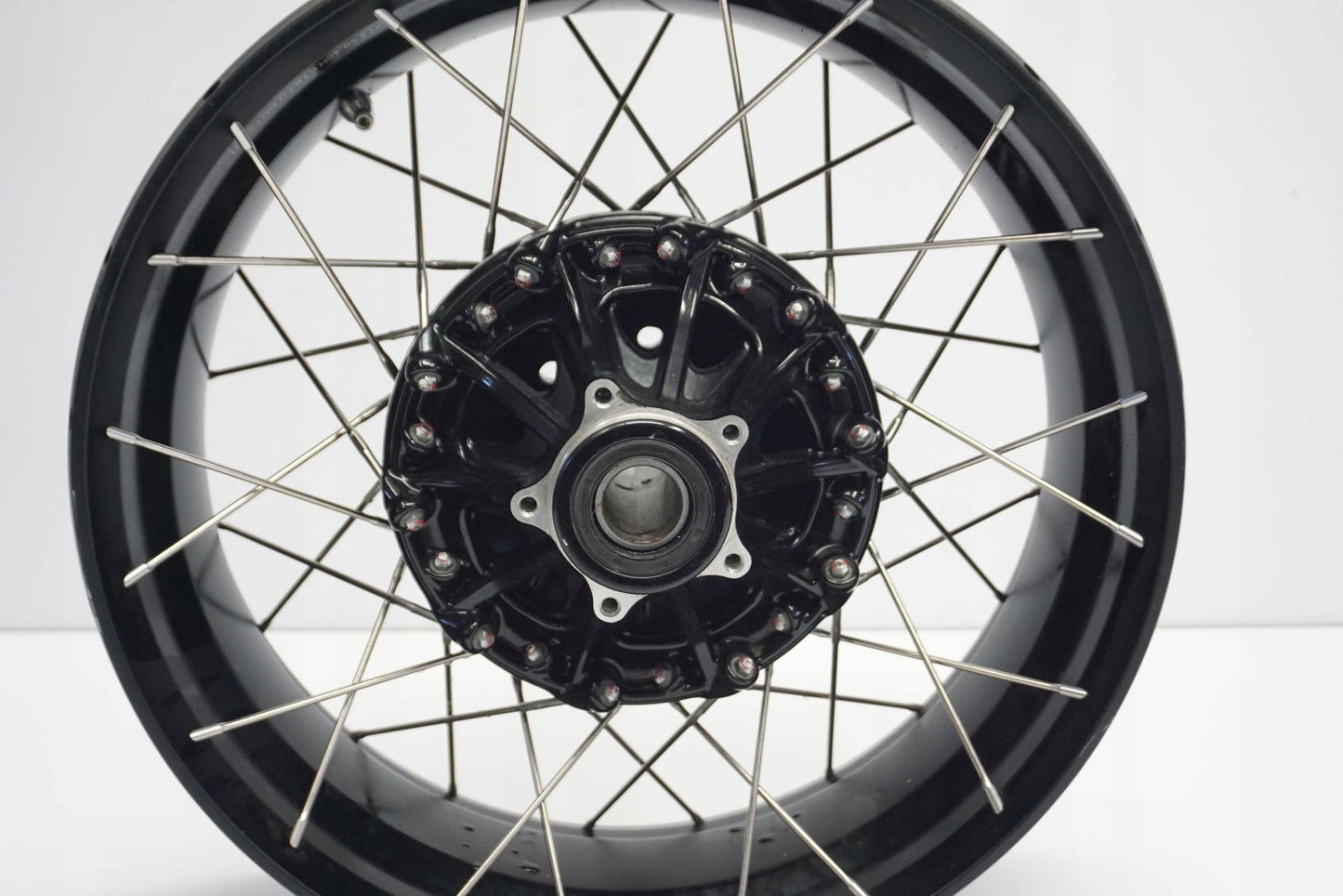 DUCATI MULTISTRADA V4 S 21- Felge hinten Wheel Hinterrad 2