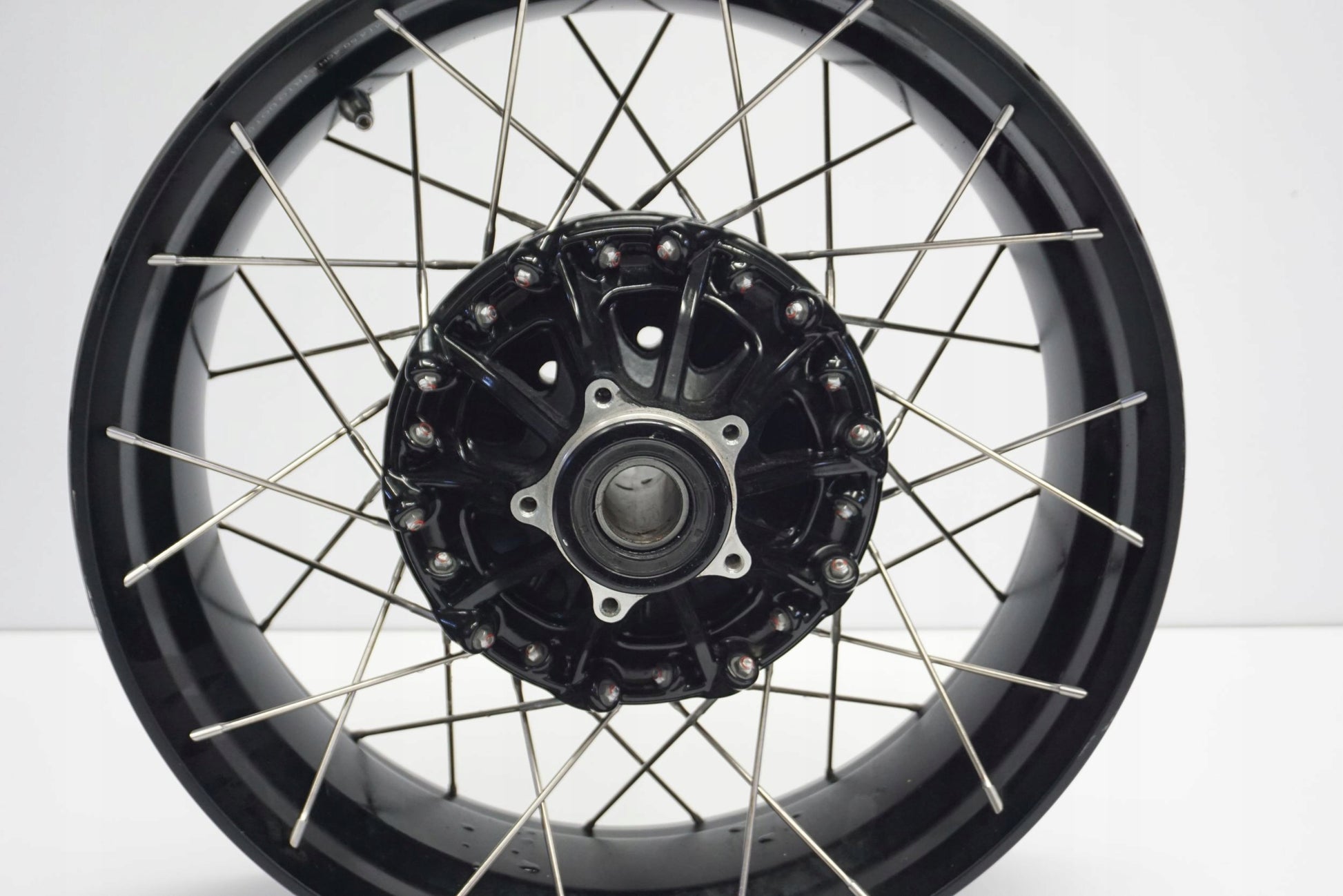 DUCATI MULTISTRADA V4 S 21- Felge hinten Wheel Hinterrad 2