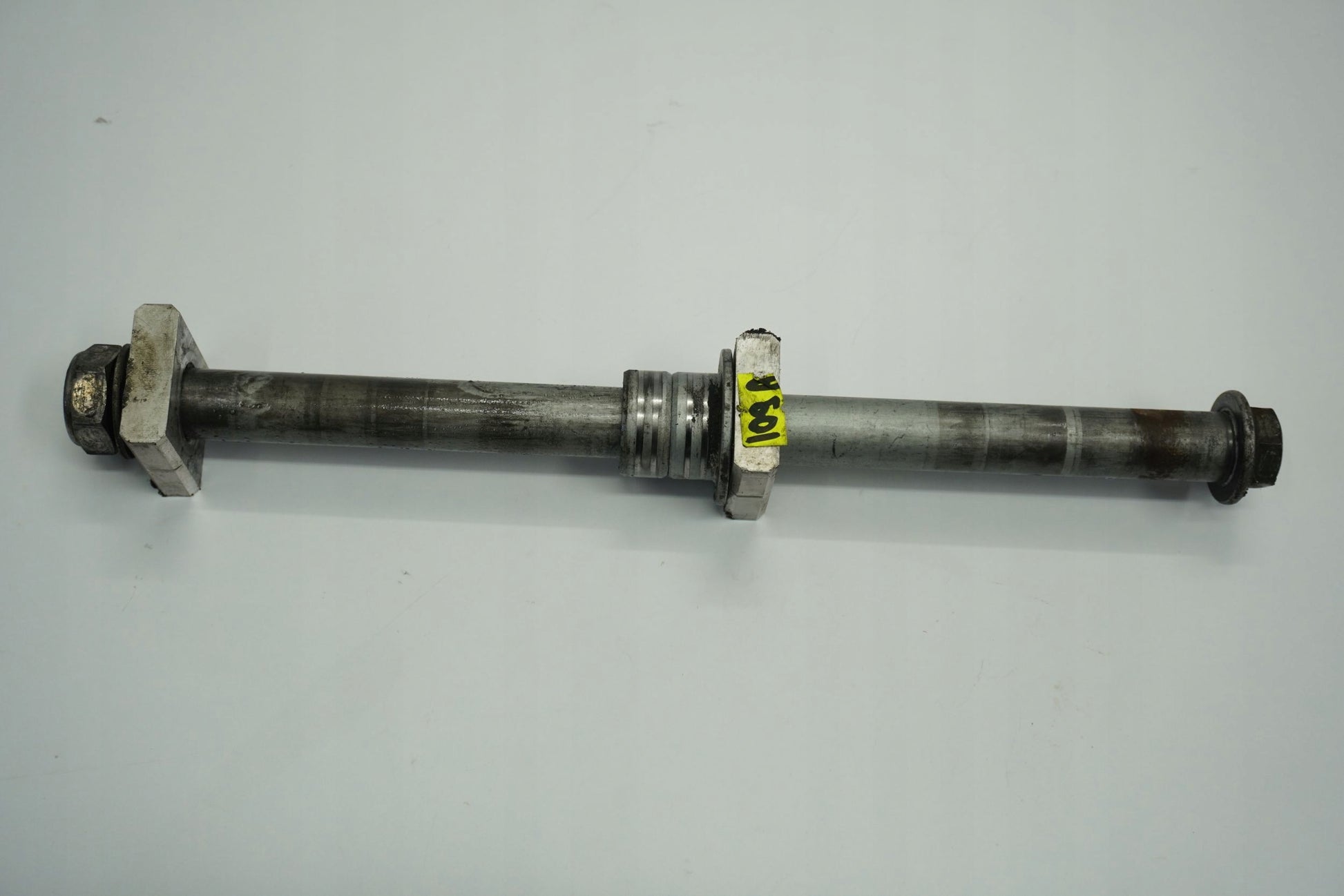 HONDA CRF 1000 L AFRICA TWIN 15-17 Hinterachse Achse hinten Radachse rear axle 3