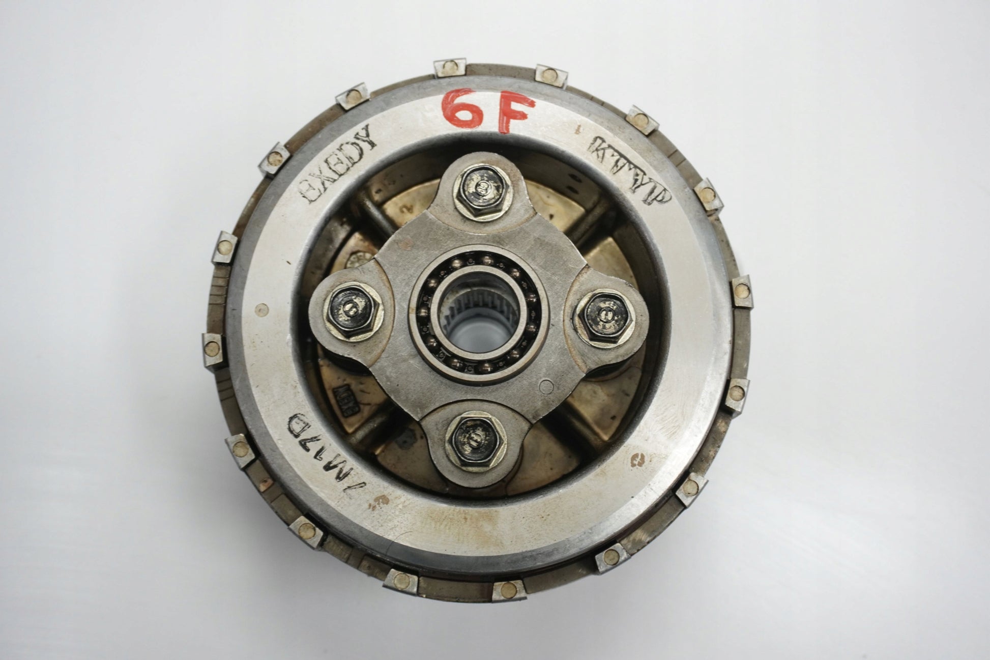 HONDA CB 125 R JC79 18-20 Kupplung Kupplungskorb Clutch 2