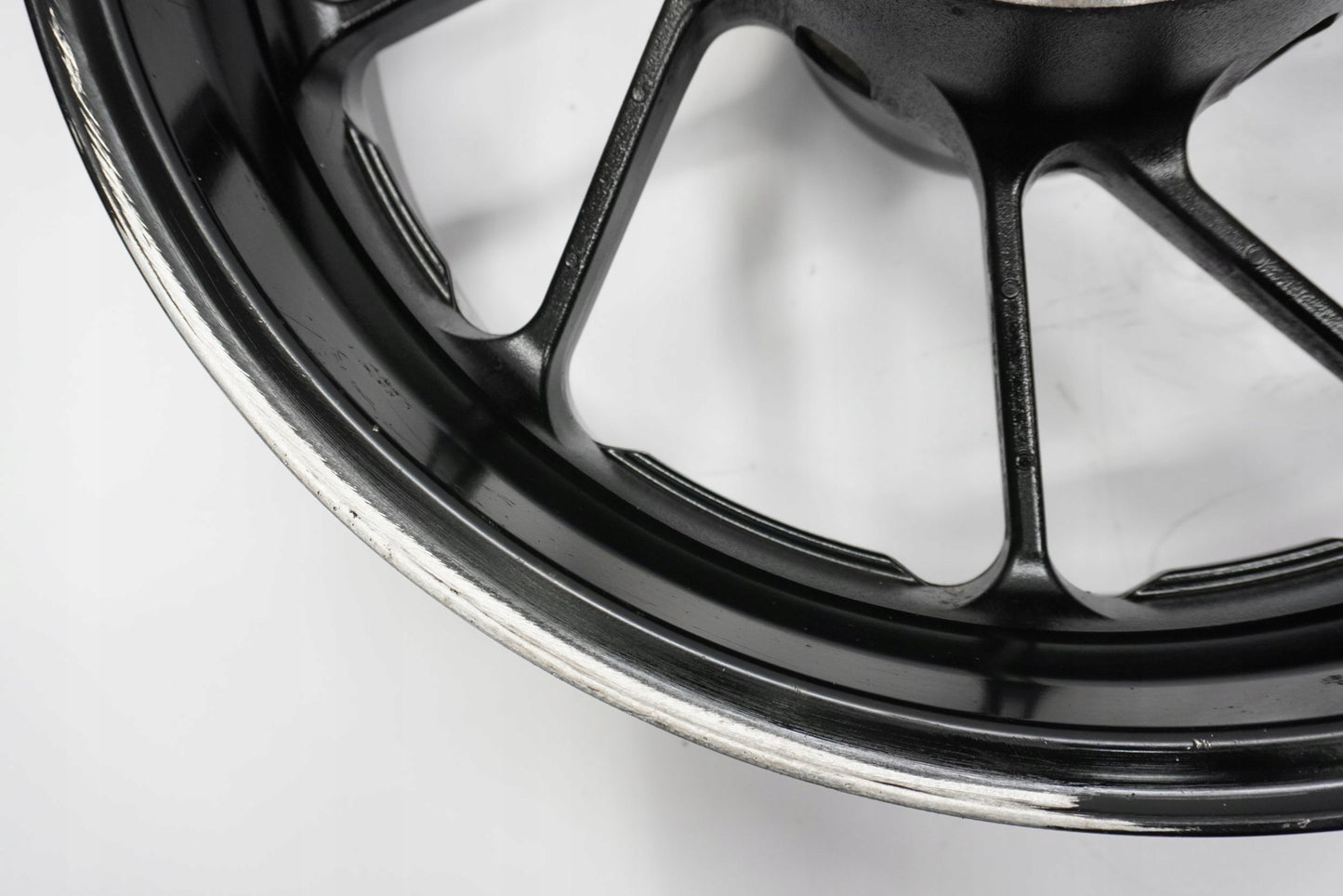 YAMAHA MT-09 TRACER 15-17 Felge hinten Wheel Hinterrad 7