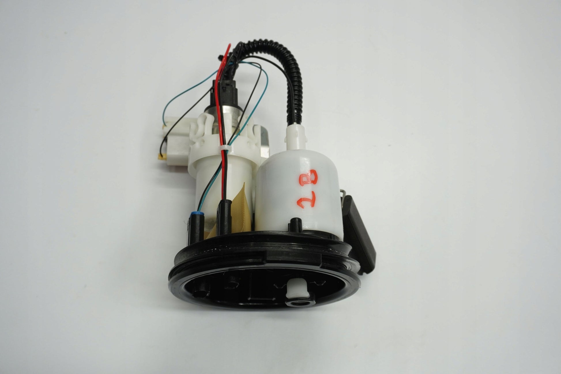 BMW F 900 R K83 20- Benzinpumpe Kraftstoffpumpe Fuel Pump 4