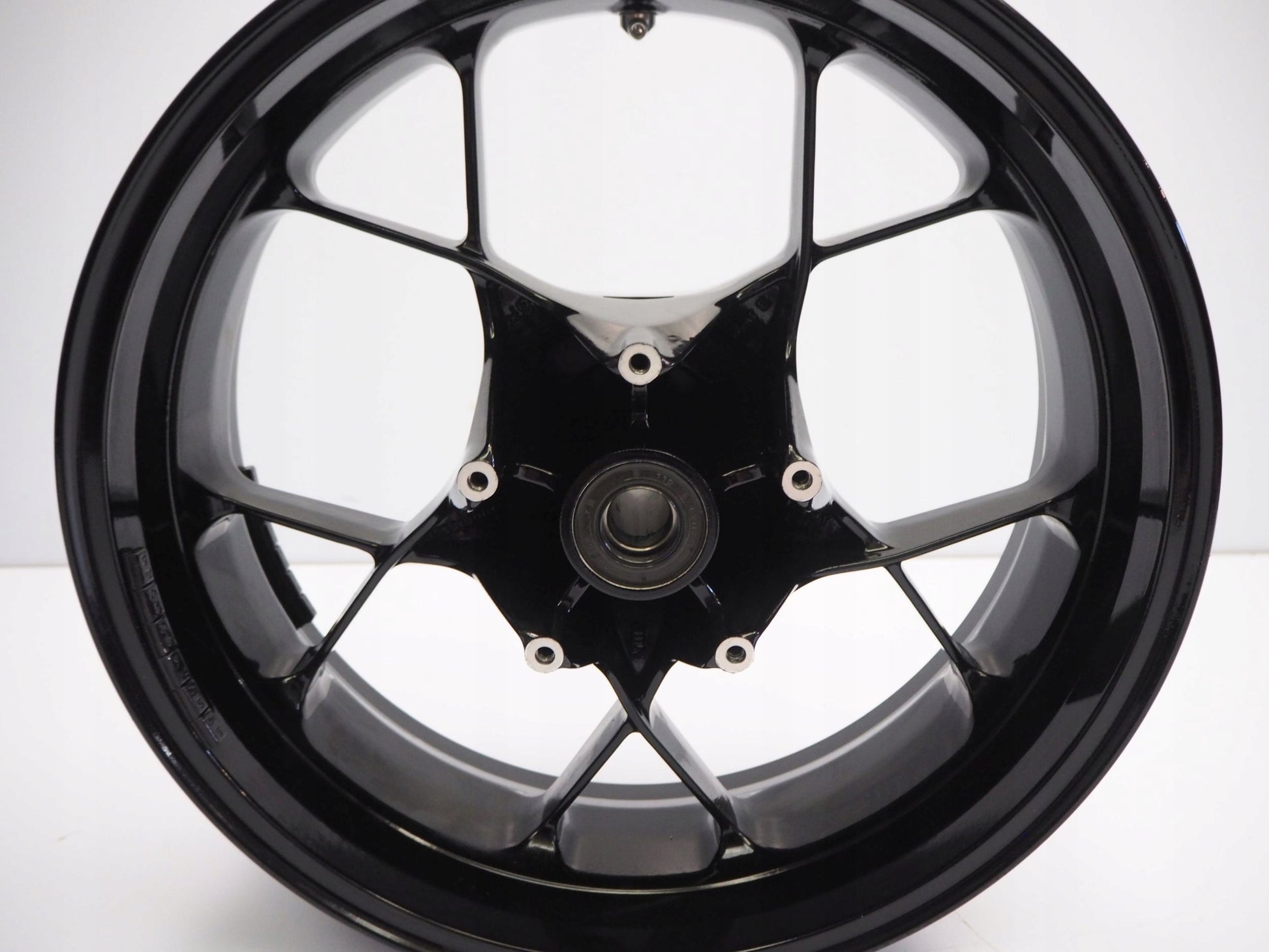 KTM 890 DUKE R 20- Felge hinten Wheel Hinterrad 12