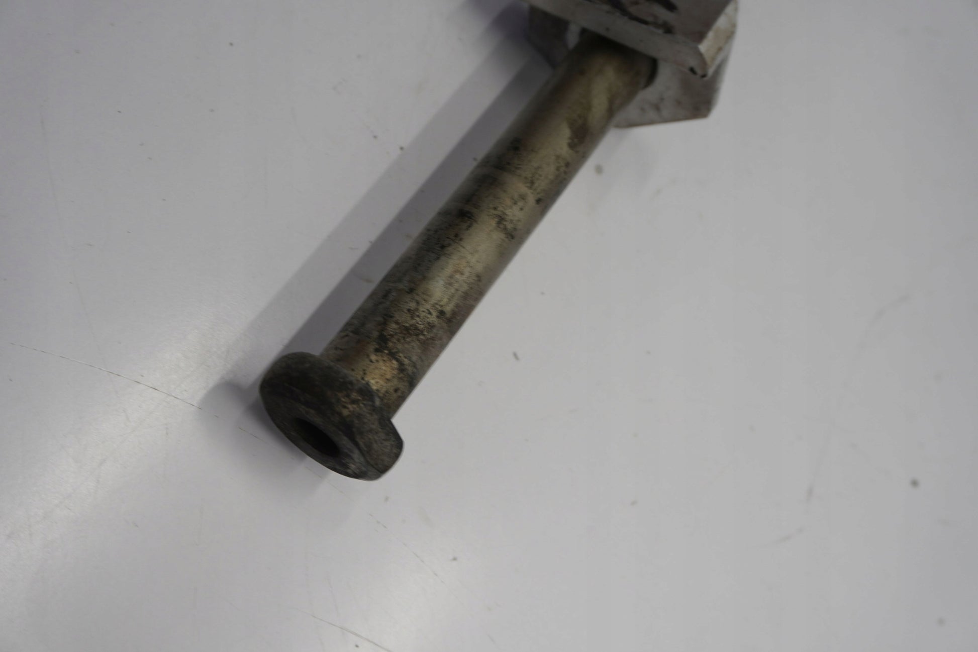 BMW F 700 GS 12-17 Hinterachse Achse hinten Radachse rear axle 4