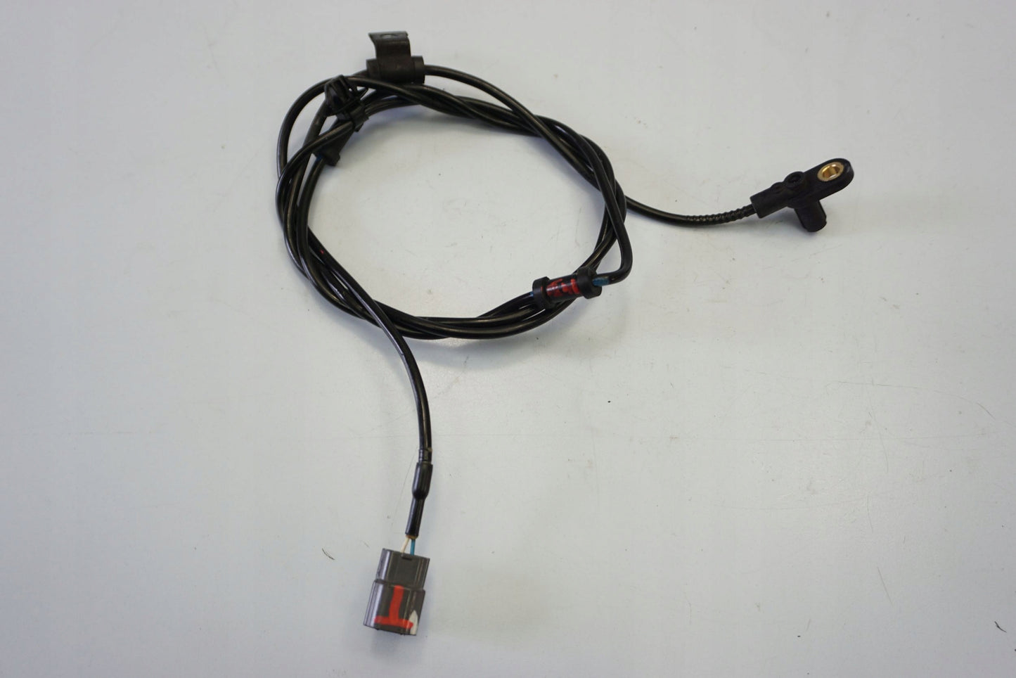 HONDA CB 1000 R SC80 ABS Sensor hinten