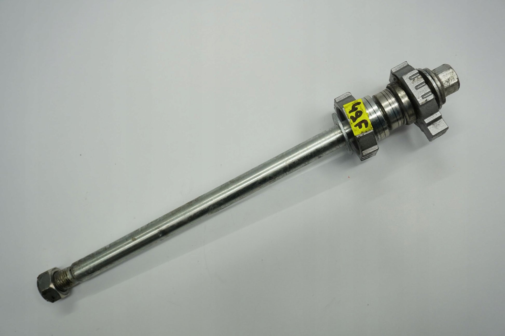 KTM 125 DUKE 17-23 Hinterachse Achse hinten Radachse rear axle 5