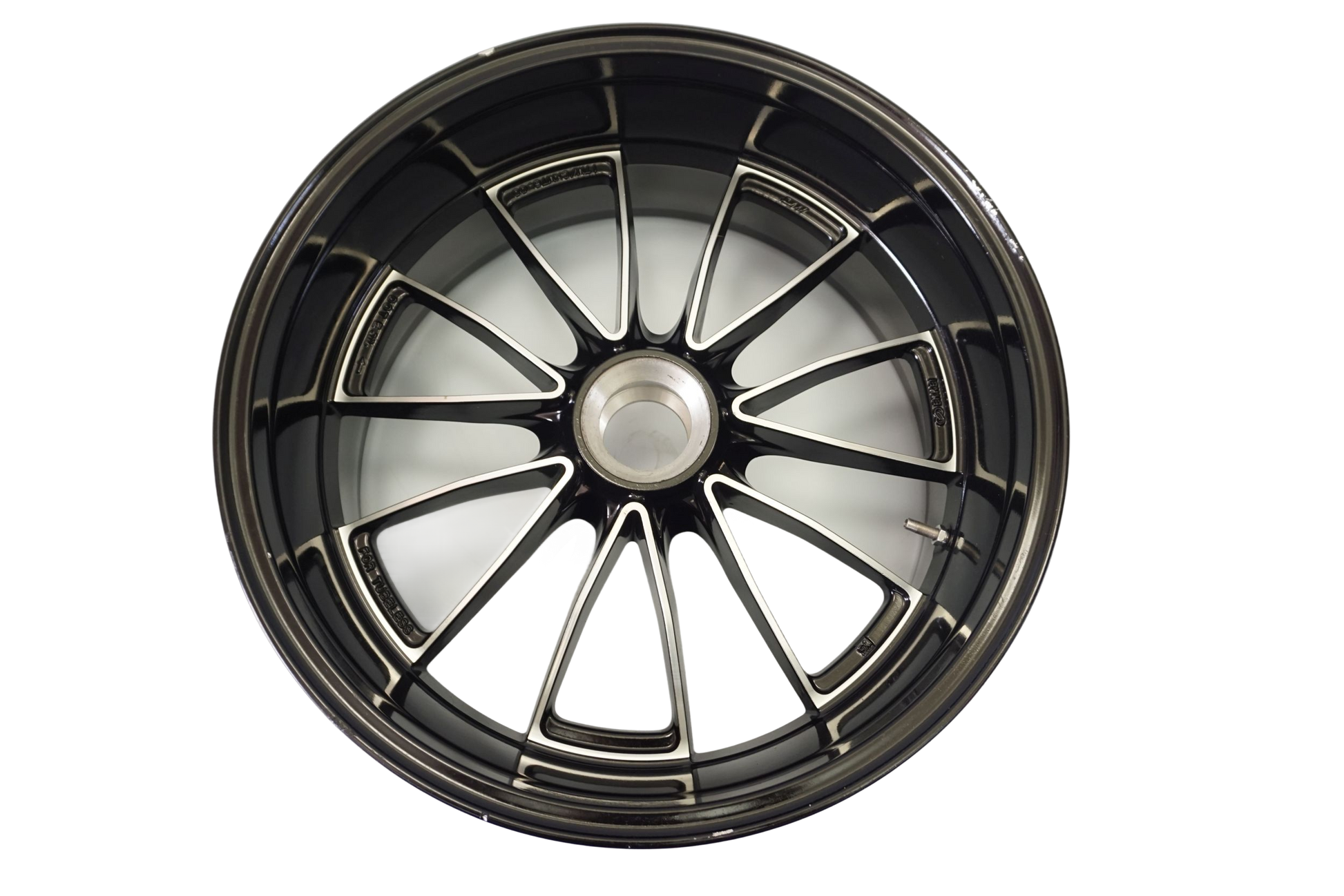 DUCATI DIAVEL 1200 Felge hinten Wheel Hinterrad 1
