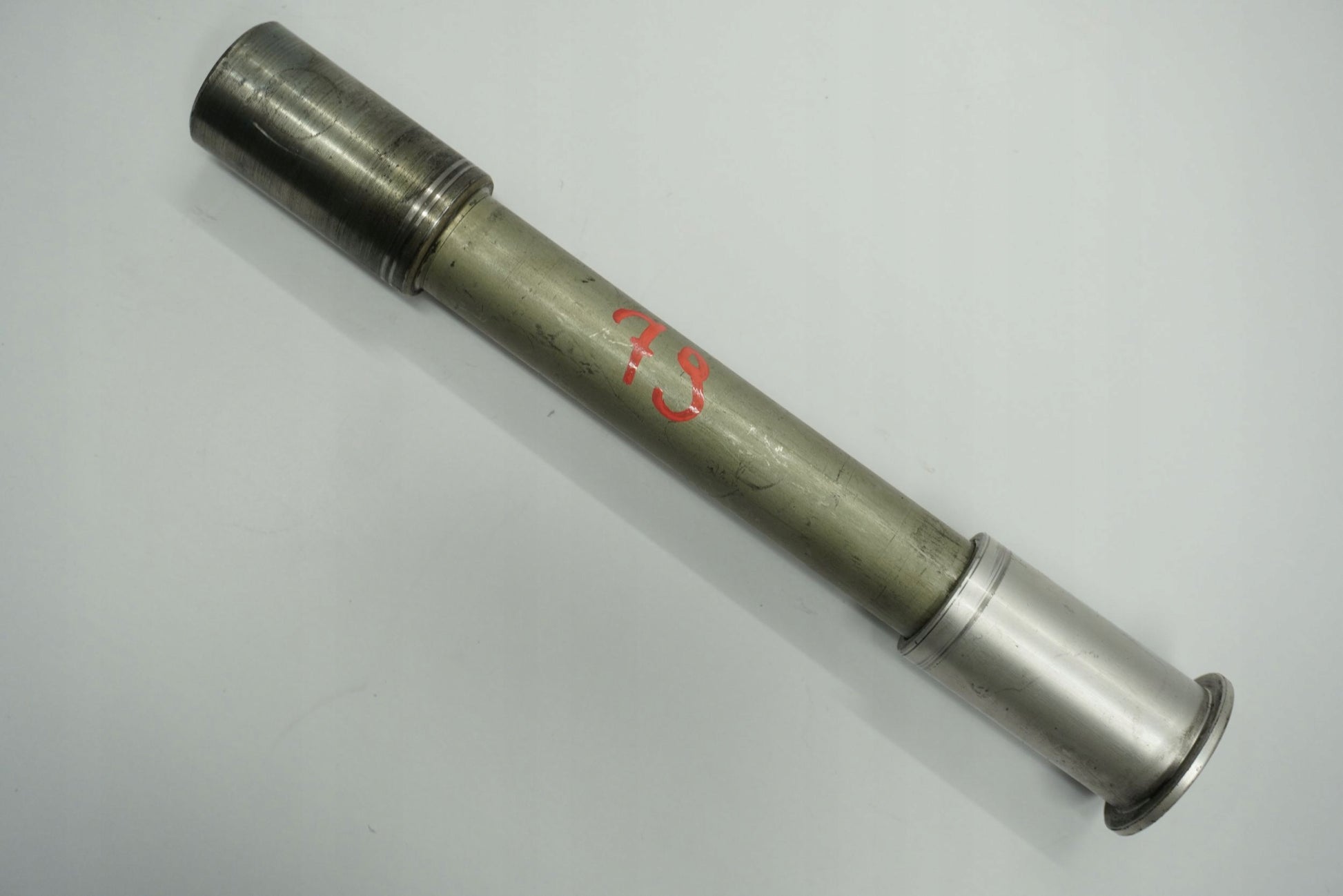 SUZUKI GSX-R 600 750 K4-K5 Vorderachse Achse vorne Radachse front axle 6