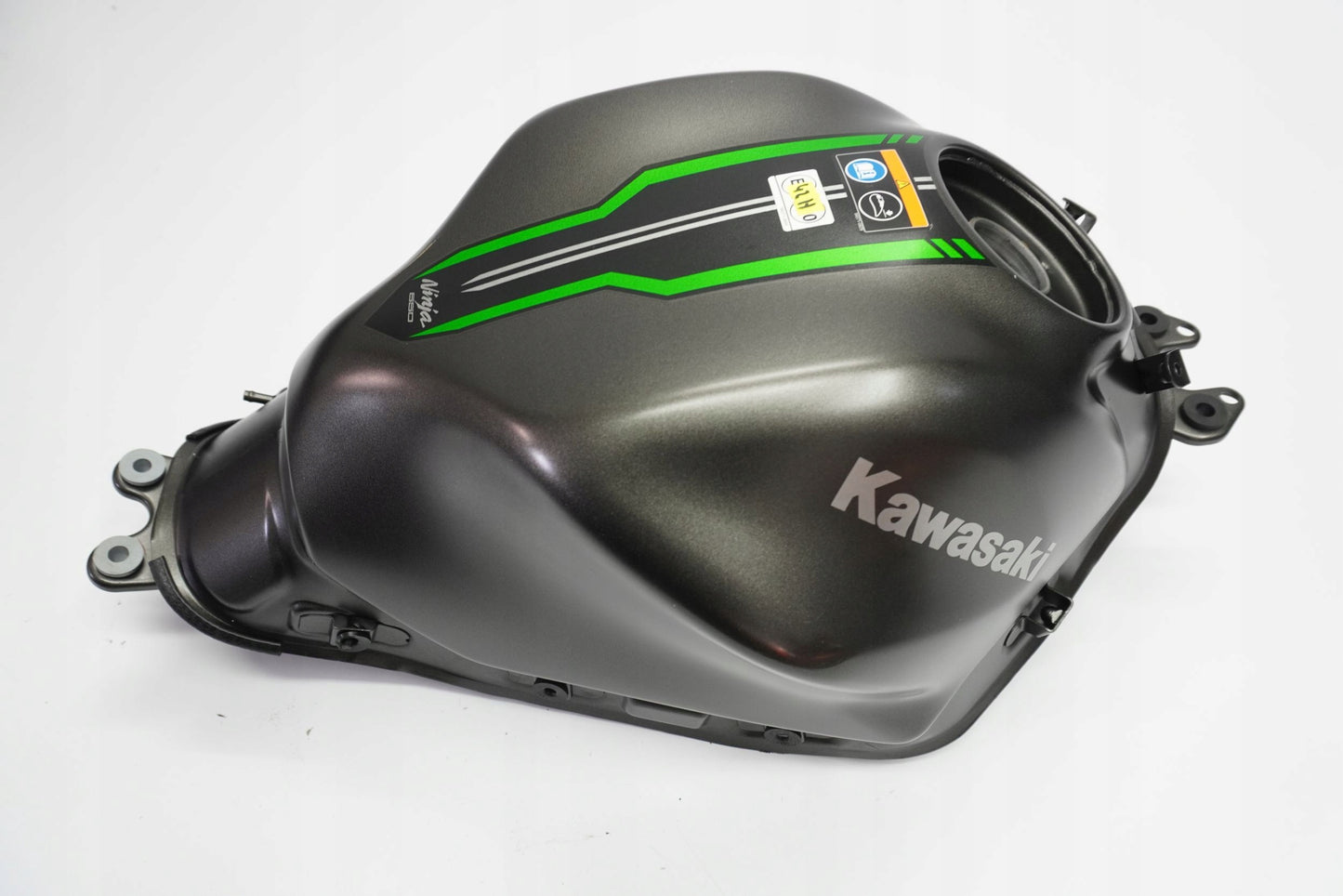 KAWASAKI NINJA 650 23- Kraftstofftank Benzintank Fuel Tank 2