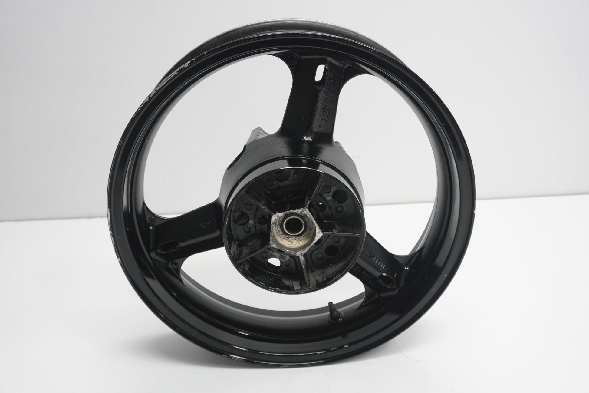 SUZUKI DL 650 V-STROM 04-11 Felge hinten Wheel Hinterrad 4