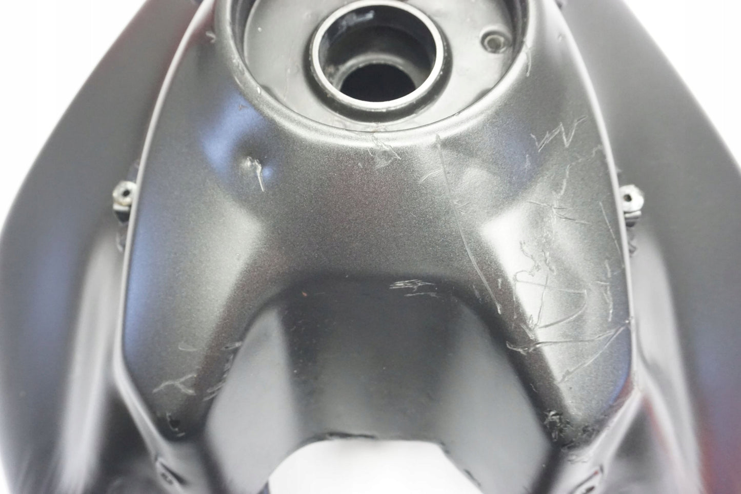 DUCATI MONSTER 937 21- Kraftstofftank Benzintank Fuel Tank 7