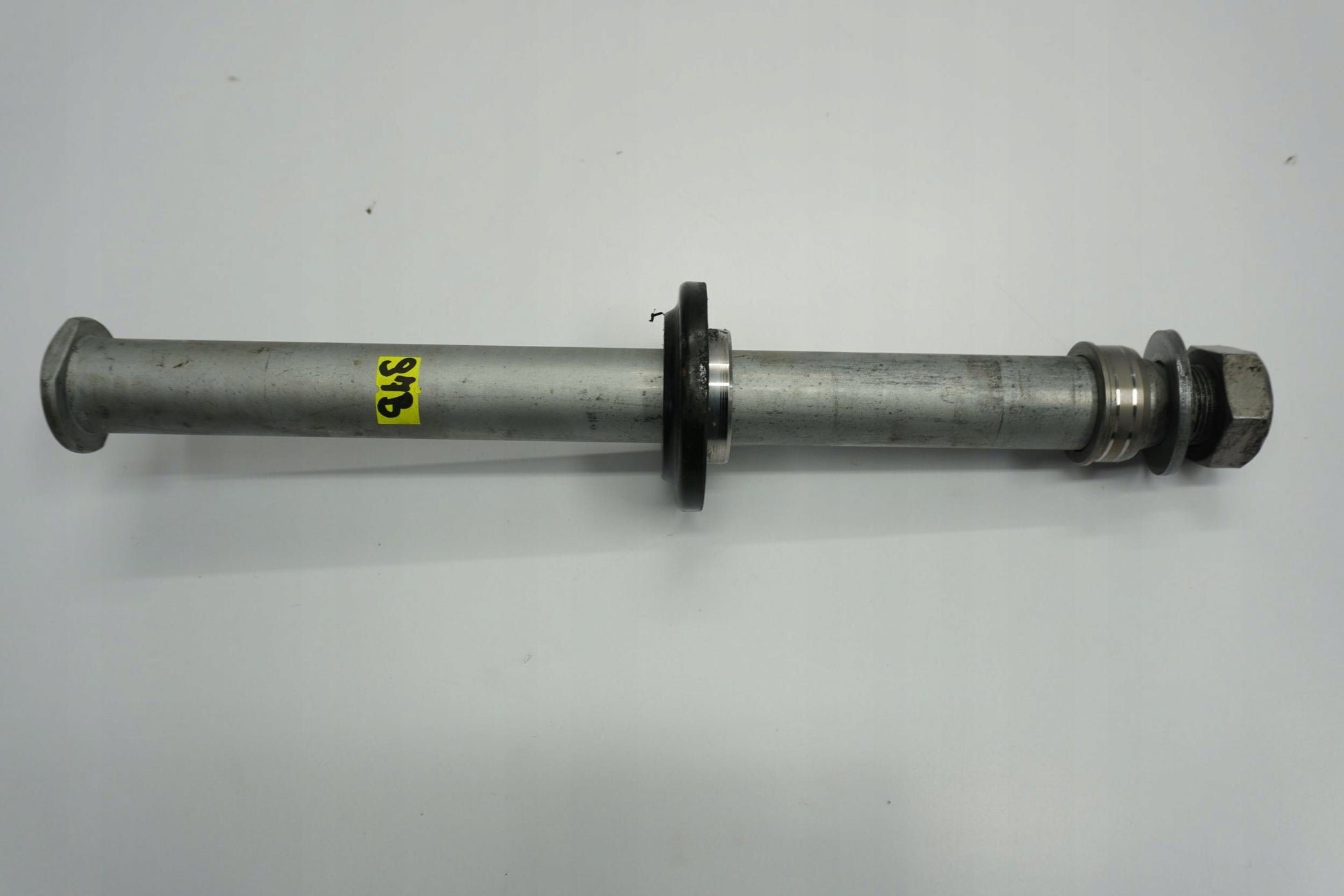 BMW F 900 R K83 20- Hinterachse Achse hinten Radachse rear axle 2