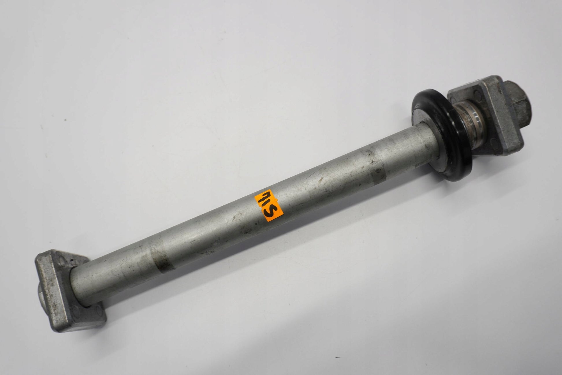 BMW S1000RR K67 21-23 Hinterachse Achse hinten Radachse rear axle 4