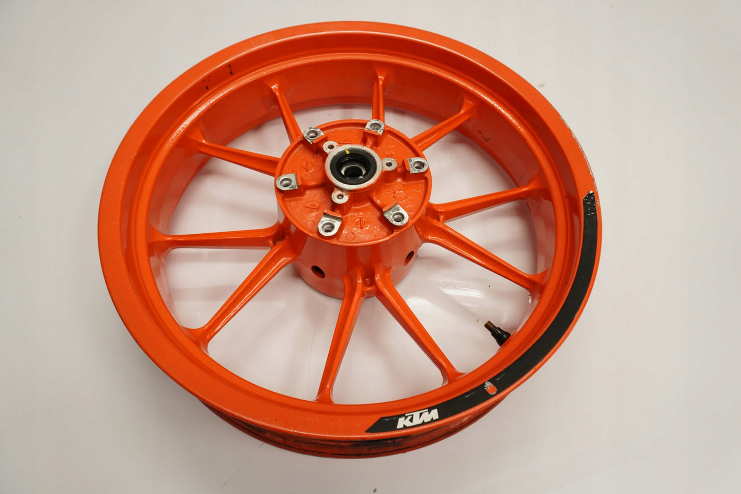KTM 390 DUKE 17-23 Felge hinten Wheel Hinterrad 3