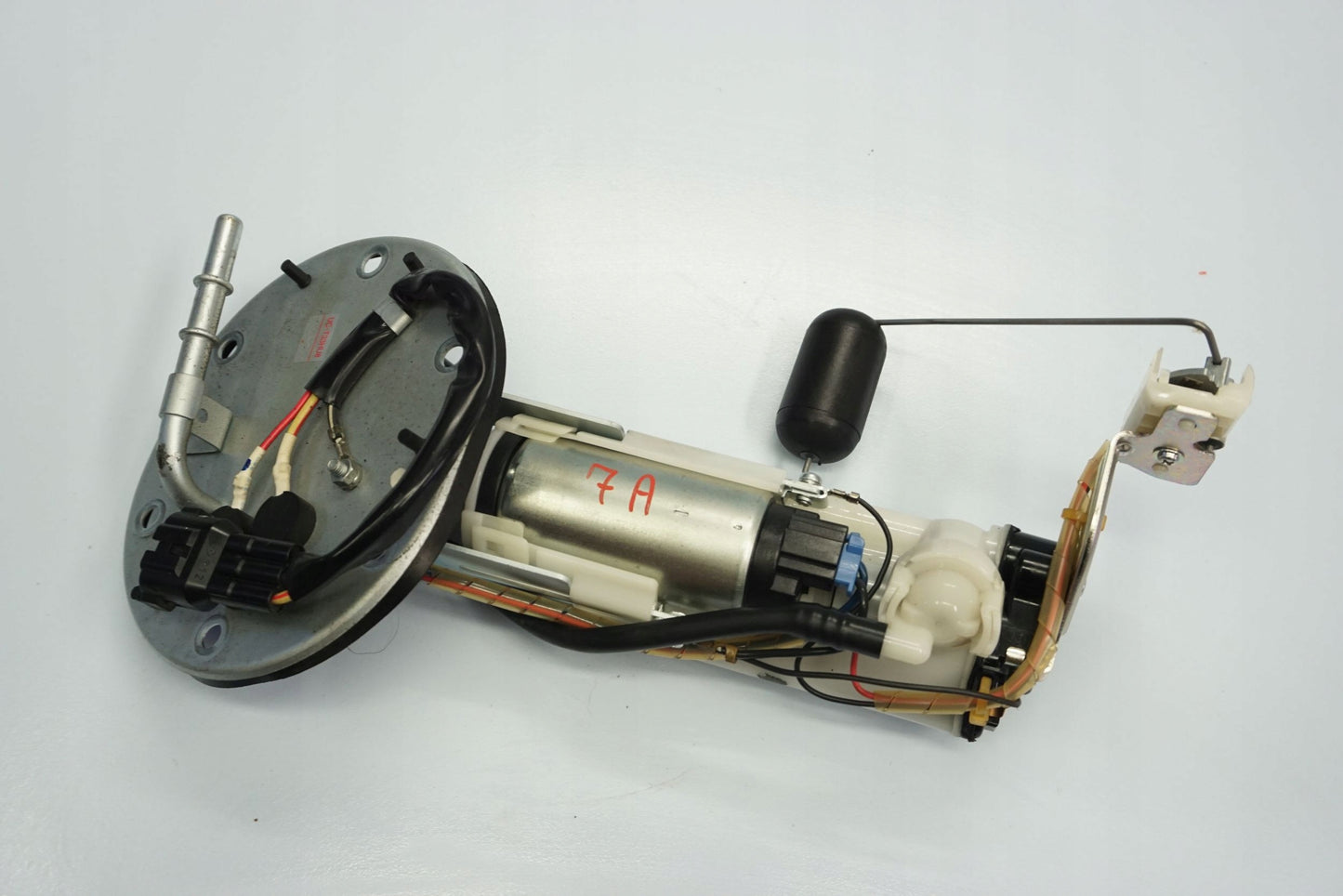 HONDA VFR 800 F 17-19 Benzinpumpe Kraftstoffpumpe Fuel Pump 5