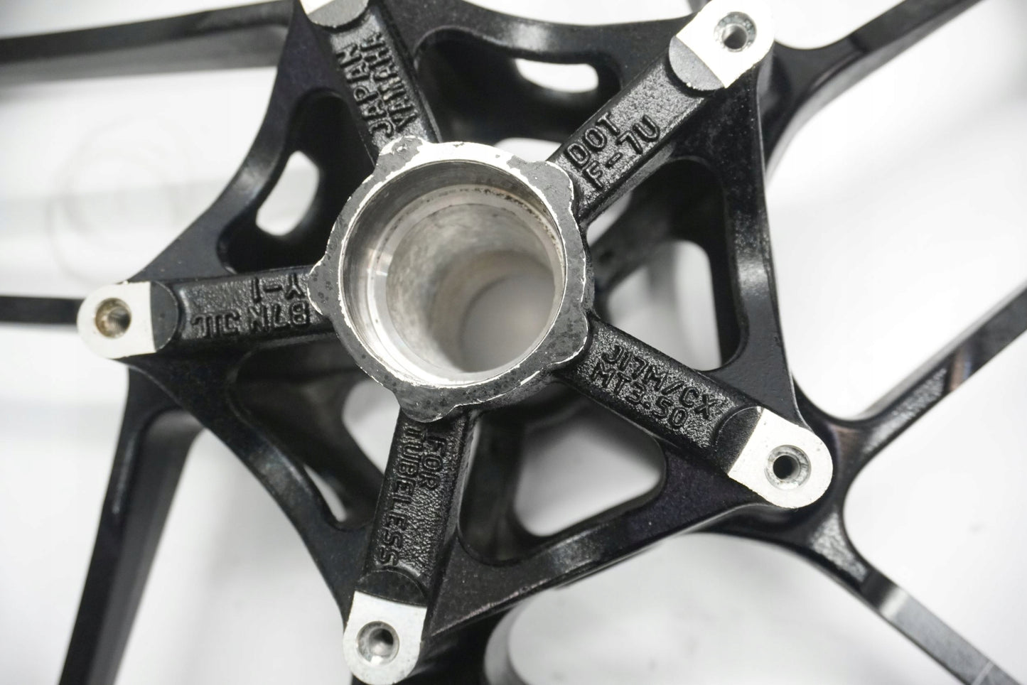 YAMAHA MT-09 21-23 Felge vorne Wheel Vorderrad 9