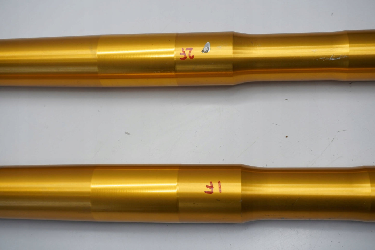 DUCATI PANIGALE 1299 15-18 Öhlins Gabel Gabelholme Fork 8