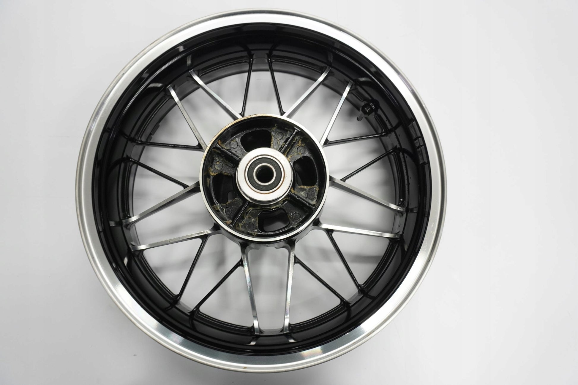 KAWASAKI Z 900 RS 18- Felge hinten Wheel Hinterrad 10