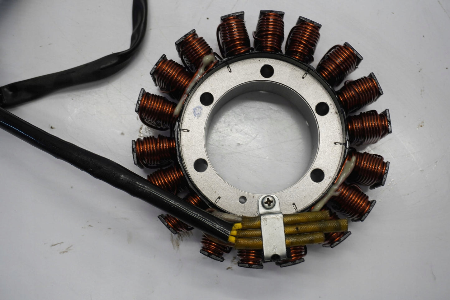 HONDA CB 750 HORNET 23- Lichtmaschine Stator Generator Lima Alternator 3