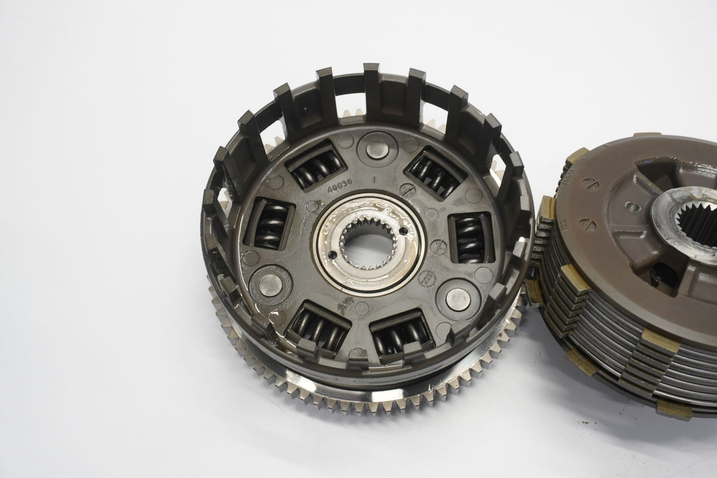 KTM 790 ADVENTURE 23- Kupplung Kupplungskorb Clutch 8