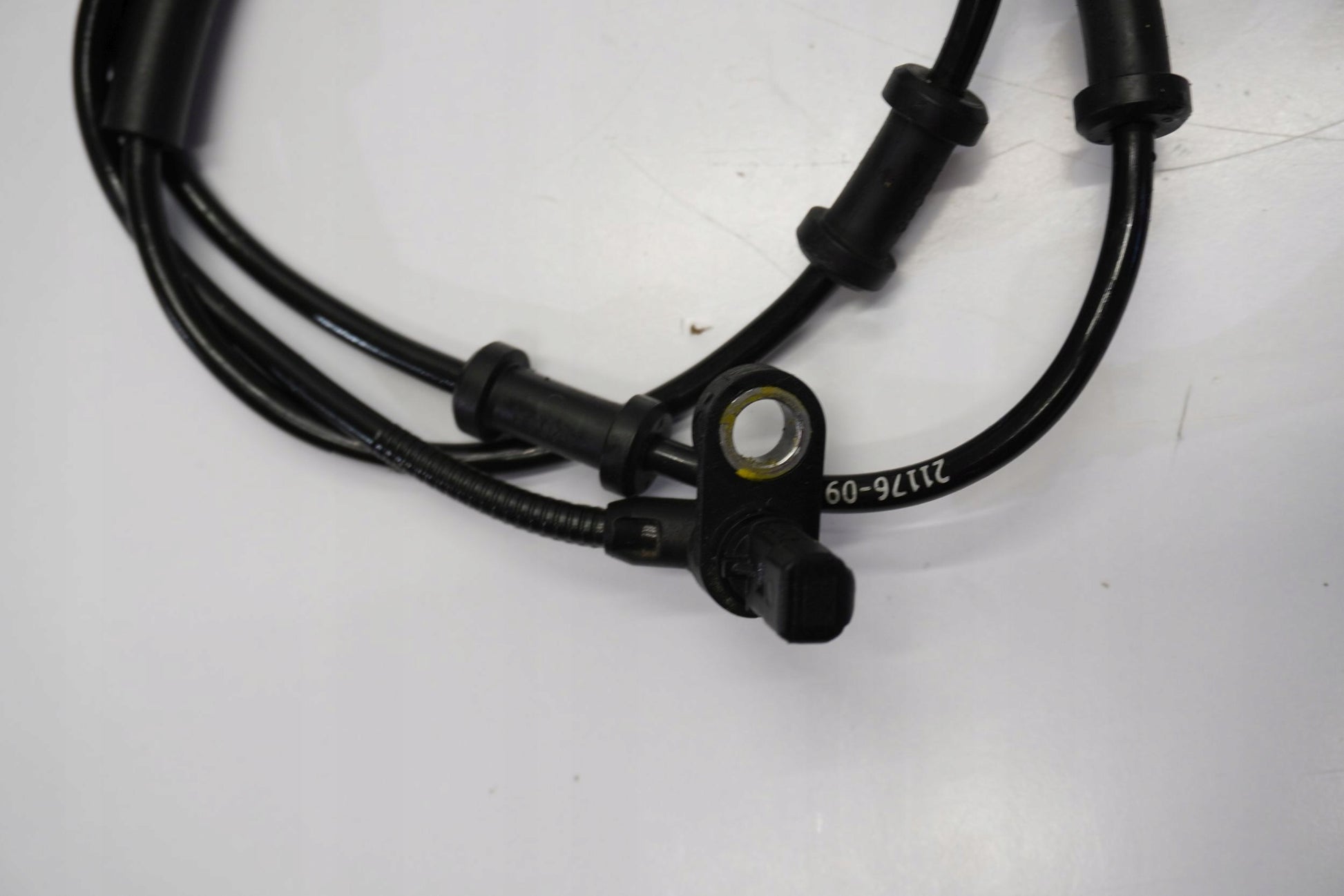 KAWASAKI Z 650 20-22 ABS Sensor hinten 5