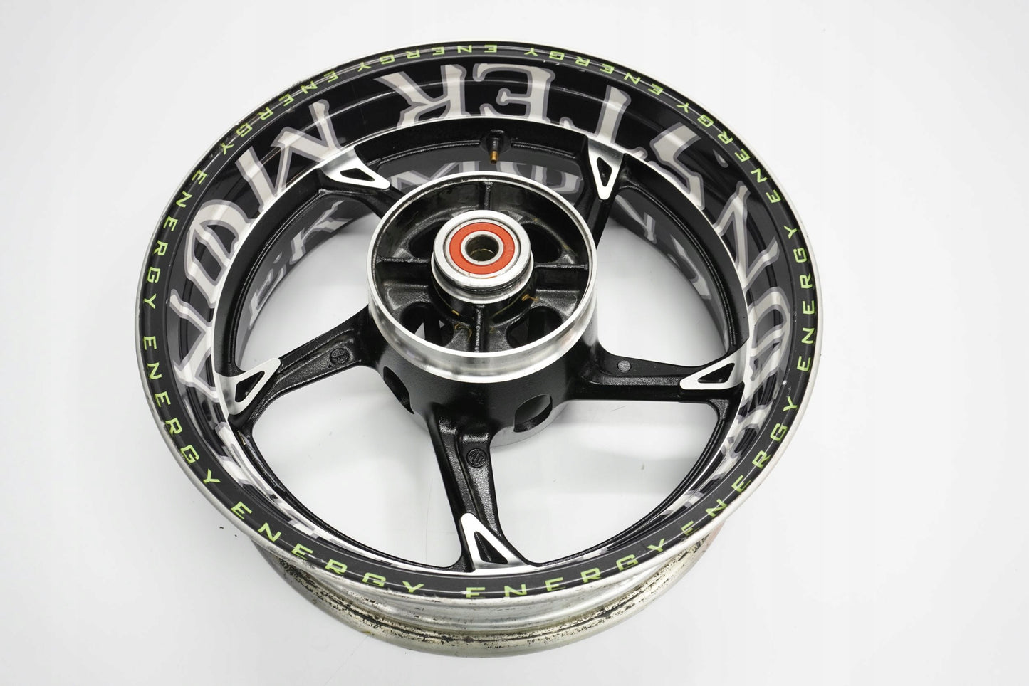 KAWASAKI Z1000 10-13 Felge hinten Wheel Hinterrad 5