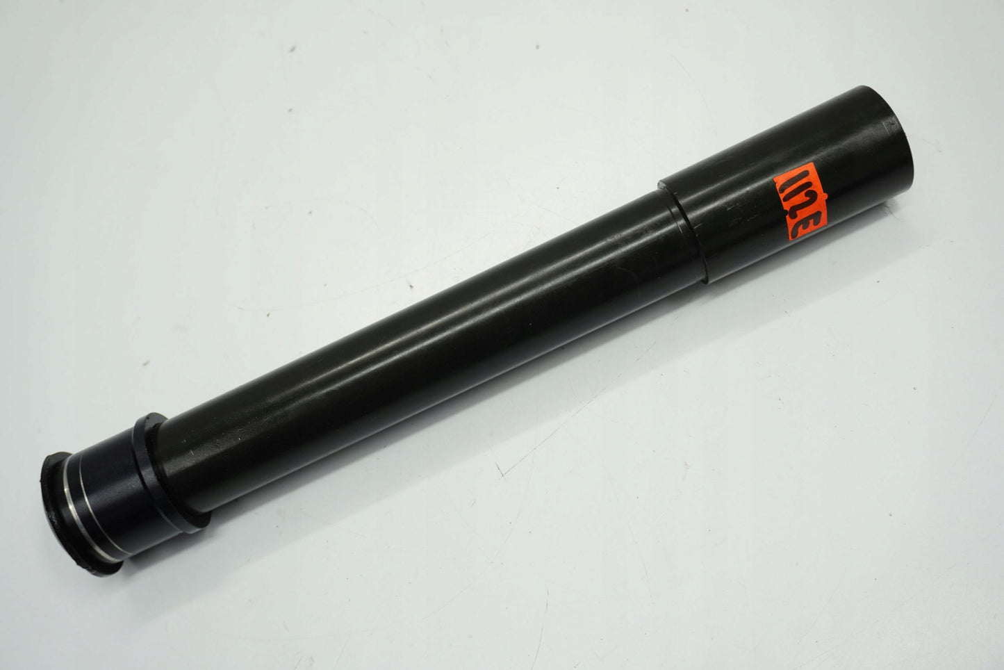 KTM 890 DUKE R 20- Vorderachse Achse vorne Radachse front axle 7