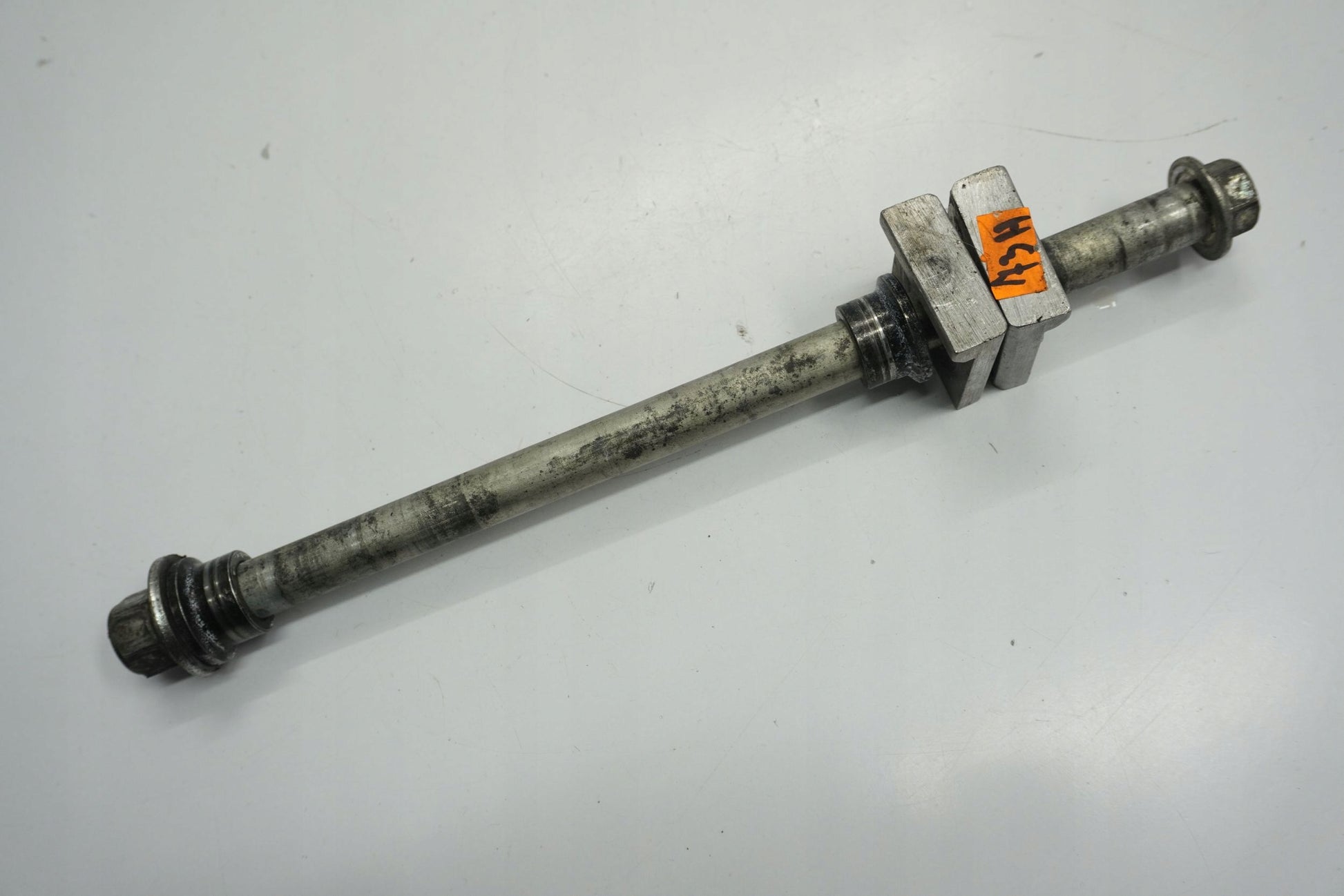 YAMAHA YZF-R 125 19-23 Hinterachse Achse hinten Radachse rear axle 4