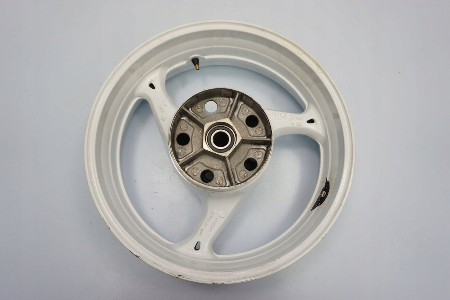 SUZUKI GSR 750 11-16 Felge hinten Wheel Hinterrad 6