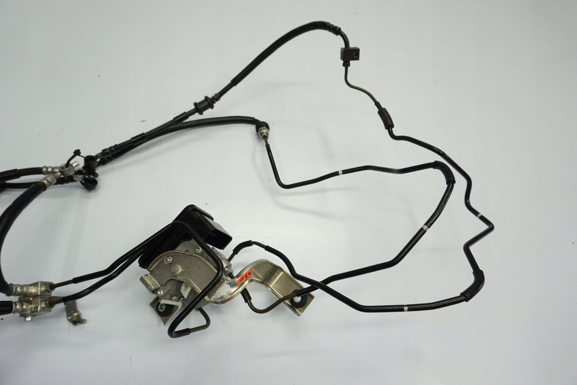 SUZUKI GSX-S 750 17-23 ABS Pumpe Druckmodulator 2