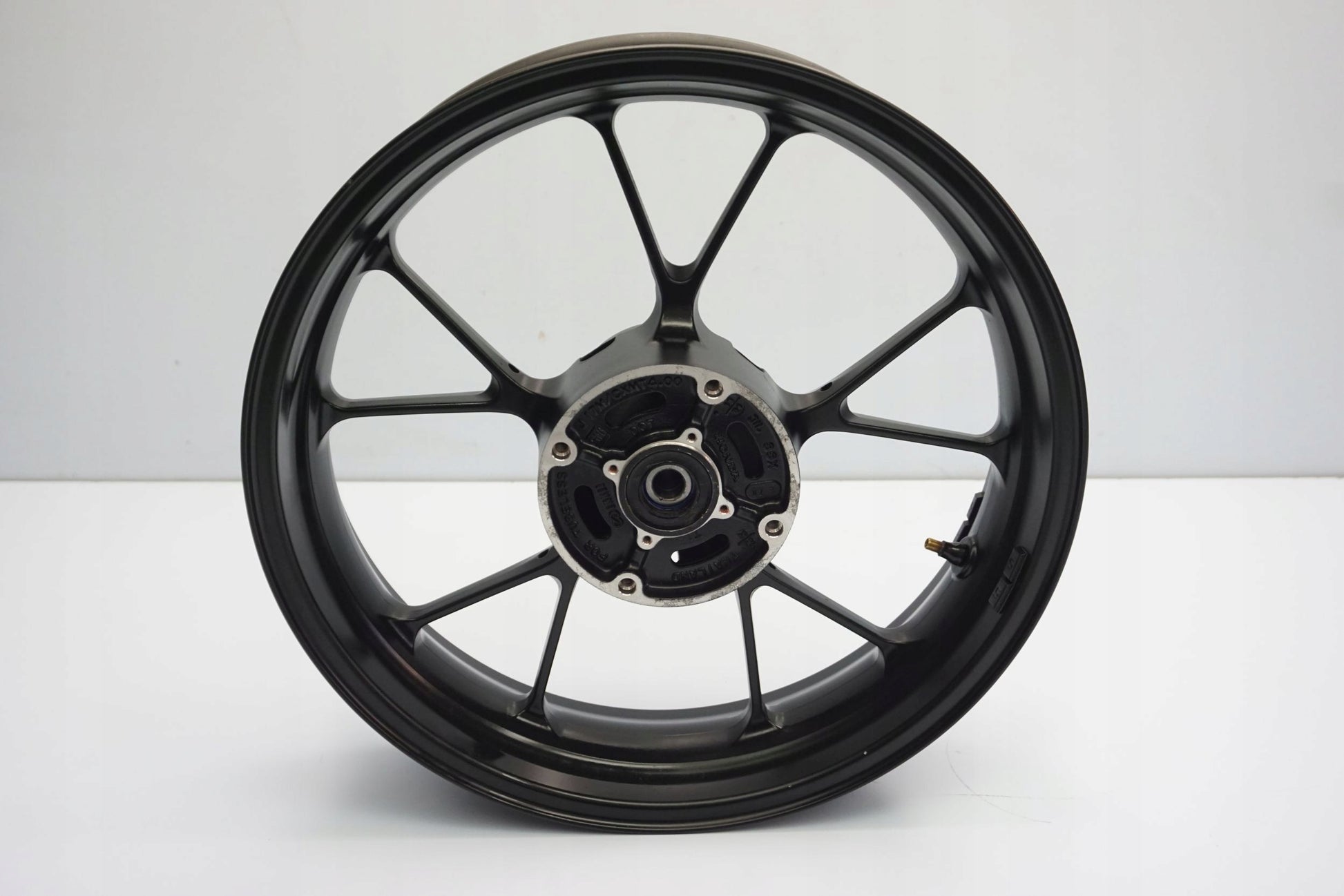 HONDA CB 125 / 300 R 18- Felge hinten Wheel Hinterrad 9