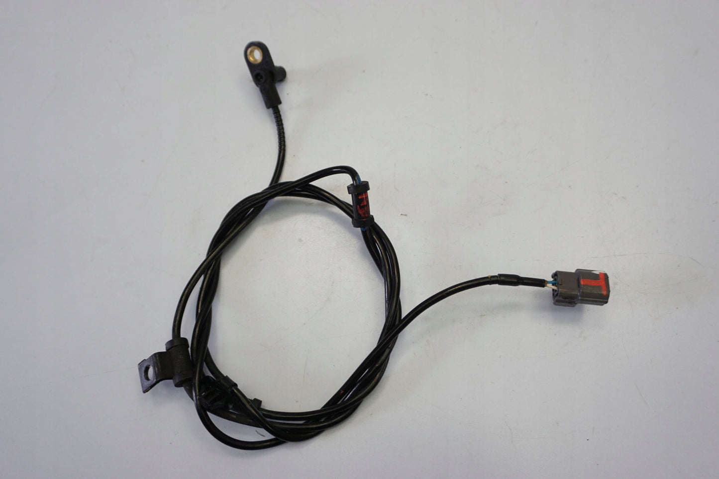 HONDA CB 1000 R SC80 ABS Sensor hinten