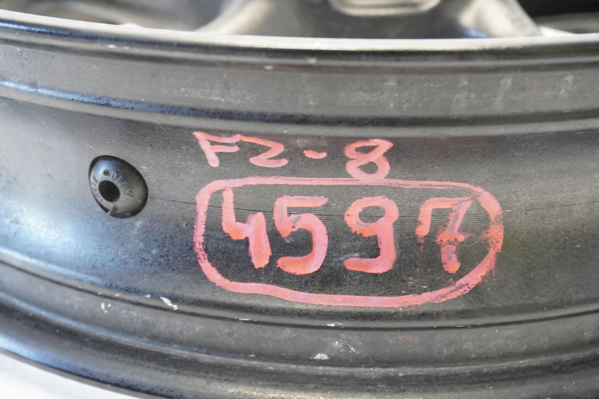 YAMAHA FZ8 10-15 Felge vorne Wheel Vorderrad 6