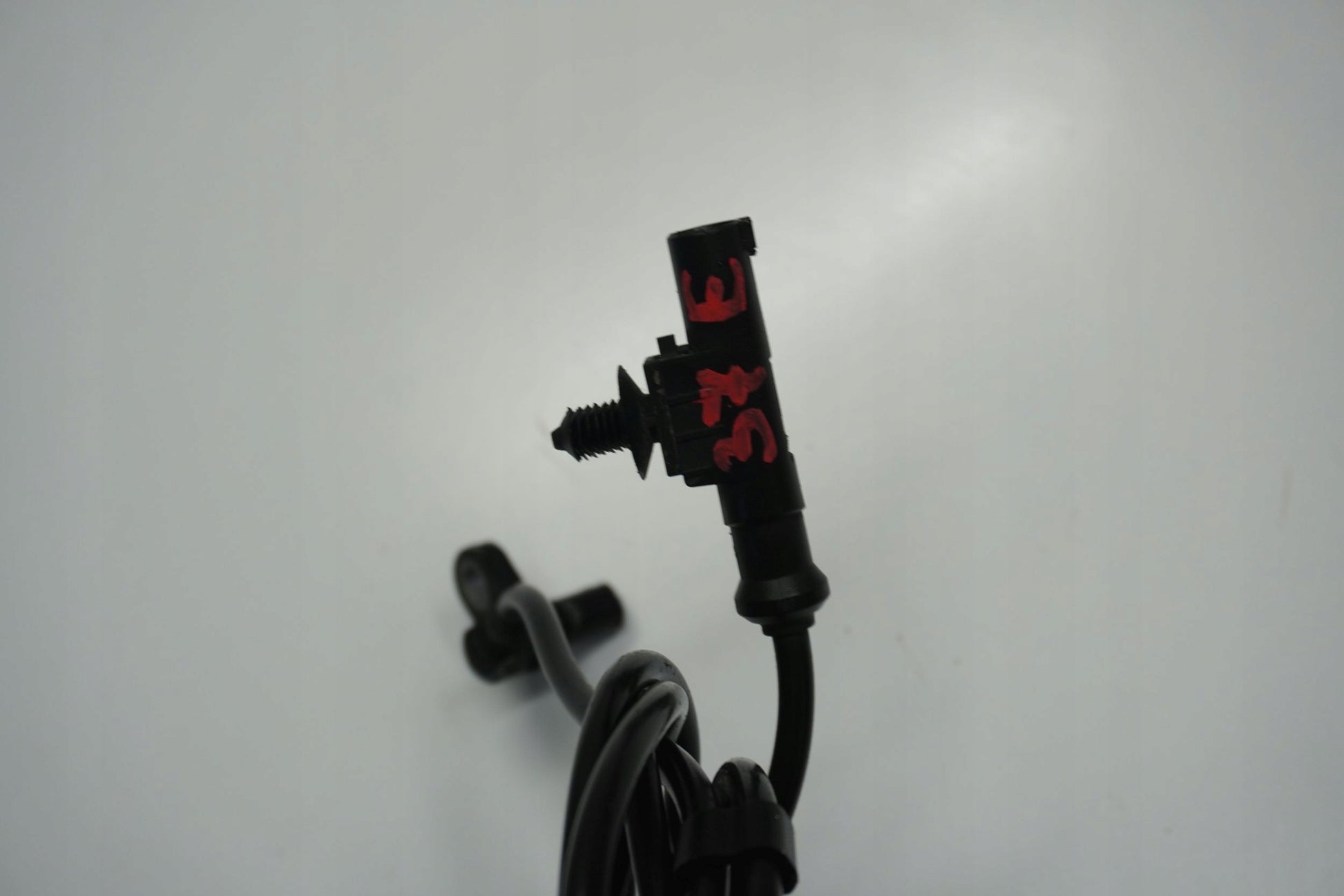 DUCATI 1199 PANIGALE 12-15 ABS Sensor vorne 3