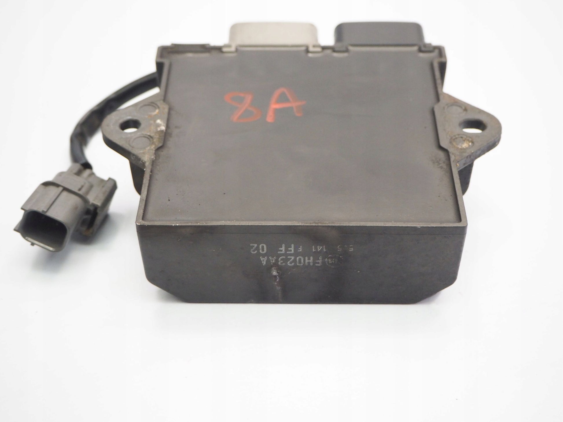 HONDA VFR 800 XF CROSSRUNNER 14-16 Spannungsregler Gleichrichter Rectifier Voltage Regulator 7