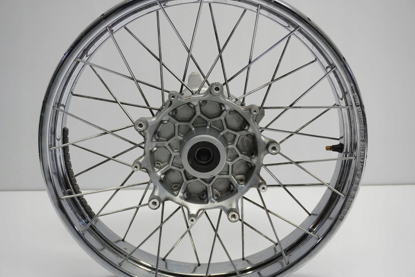 BMW R 1200 C 97-04 Felge vorne Wheel Vorderrad 8