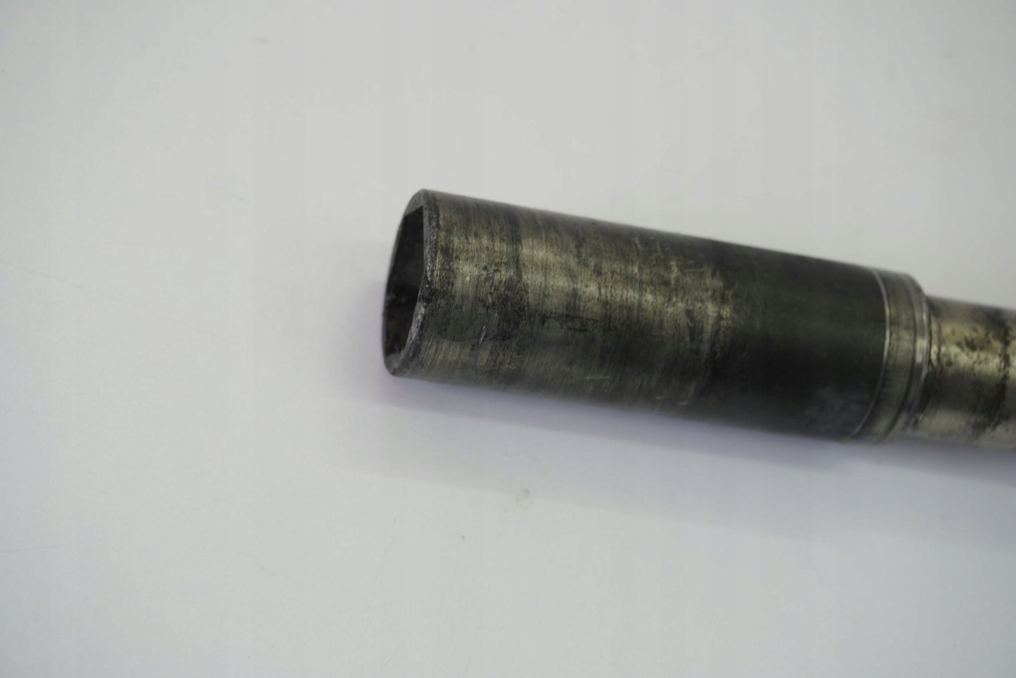 BMW F 800 GS 08-15 Vorderachse Achse vorne Radachse front axle 2