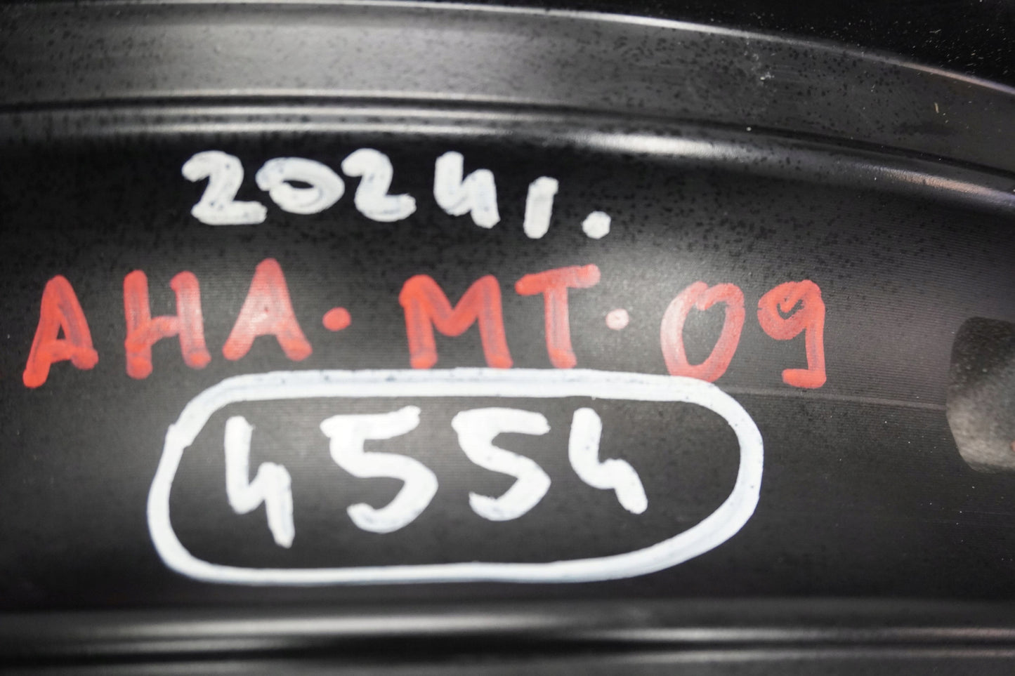 YAMAHA MT-09 24- Felge vorne Wheel Vorderrad 3