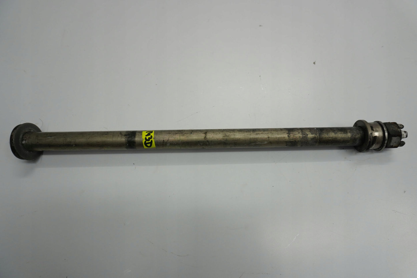 KAWASAKI GTR 1400 10-14 Hinterachse Achse hinten Radachse rear axle 3