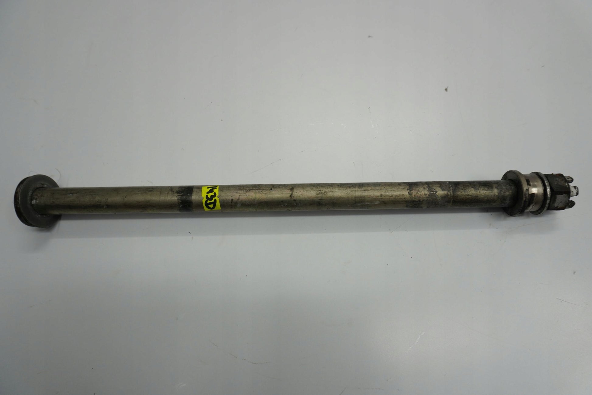 KAWASAKI GTR 1400 10-14 Hinterachse Achse hinten Radachse rear axle 3