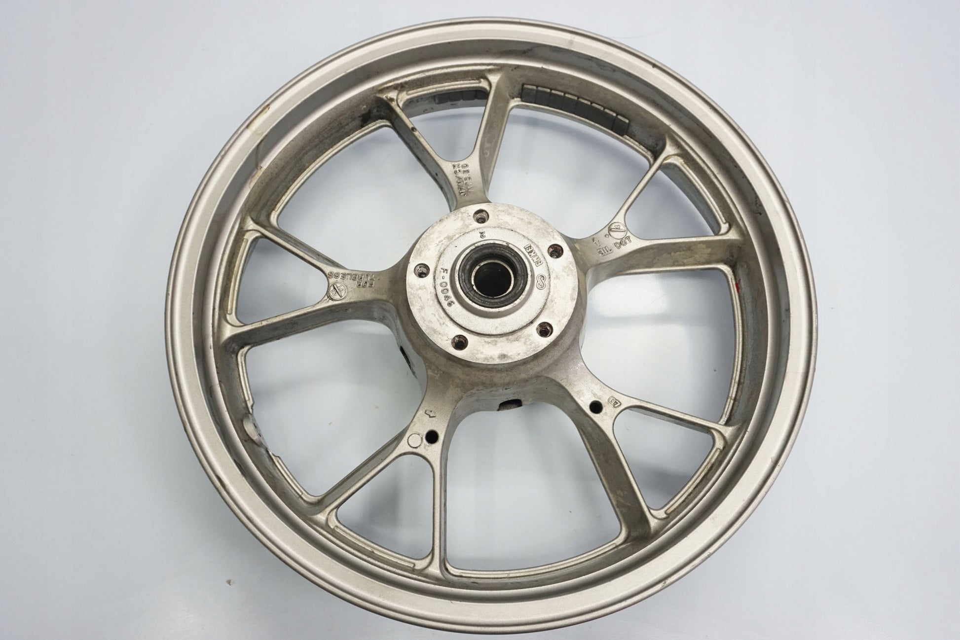 KAWASAKI GTR 1400 07-09 Felge vorne Wheel Vorderrad 3