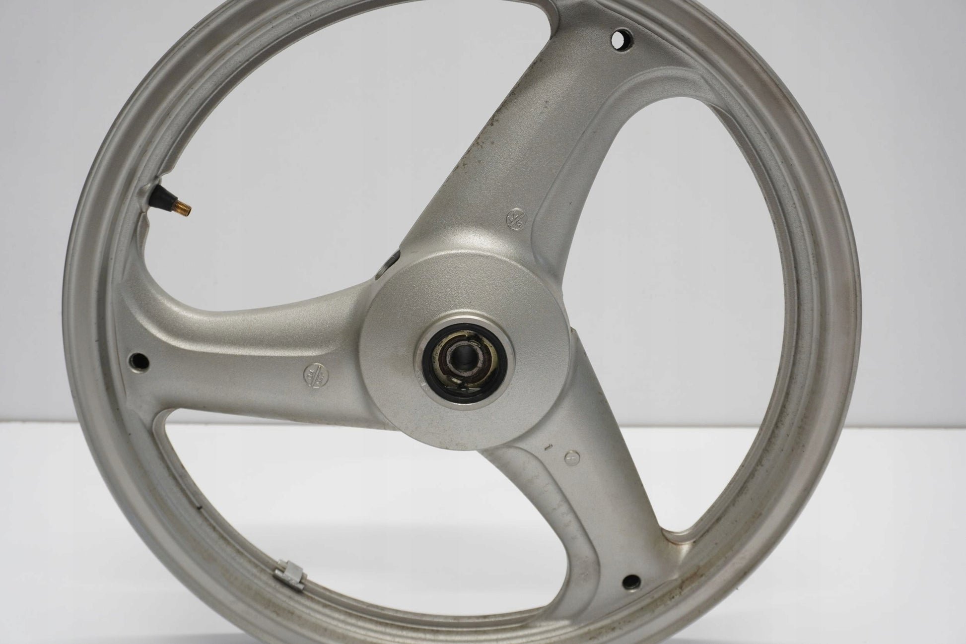 HONDA XL 125 V VARADERO 01-06 Felge vorne Wheel Vorderrad 2