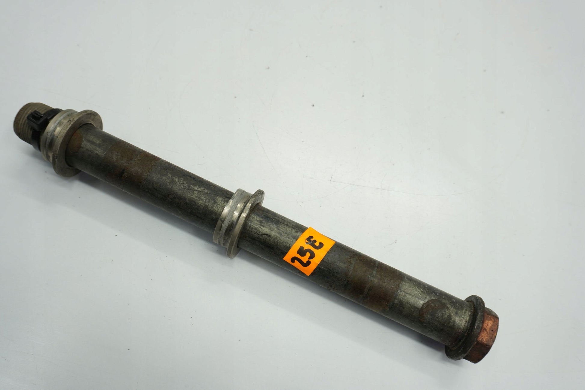 KAWASAKI ZX-10R 06-07 Vorderachse Achse vorne Radachse front axle 6