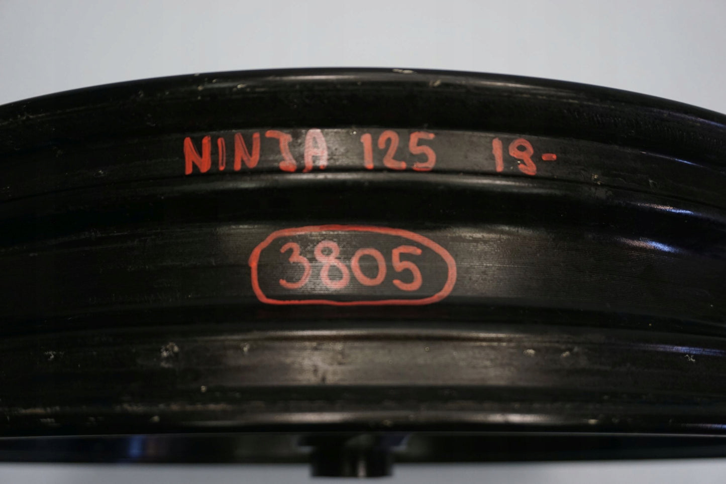 KAWASAKI NINJA 125 19-22 Felge vorne Wheel Vorderrad 3