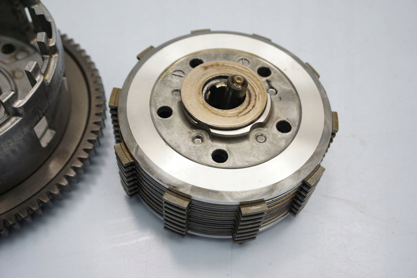 SUZUKI GSR 600 06-10 Kupplung Kupplungskorb Clutch