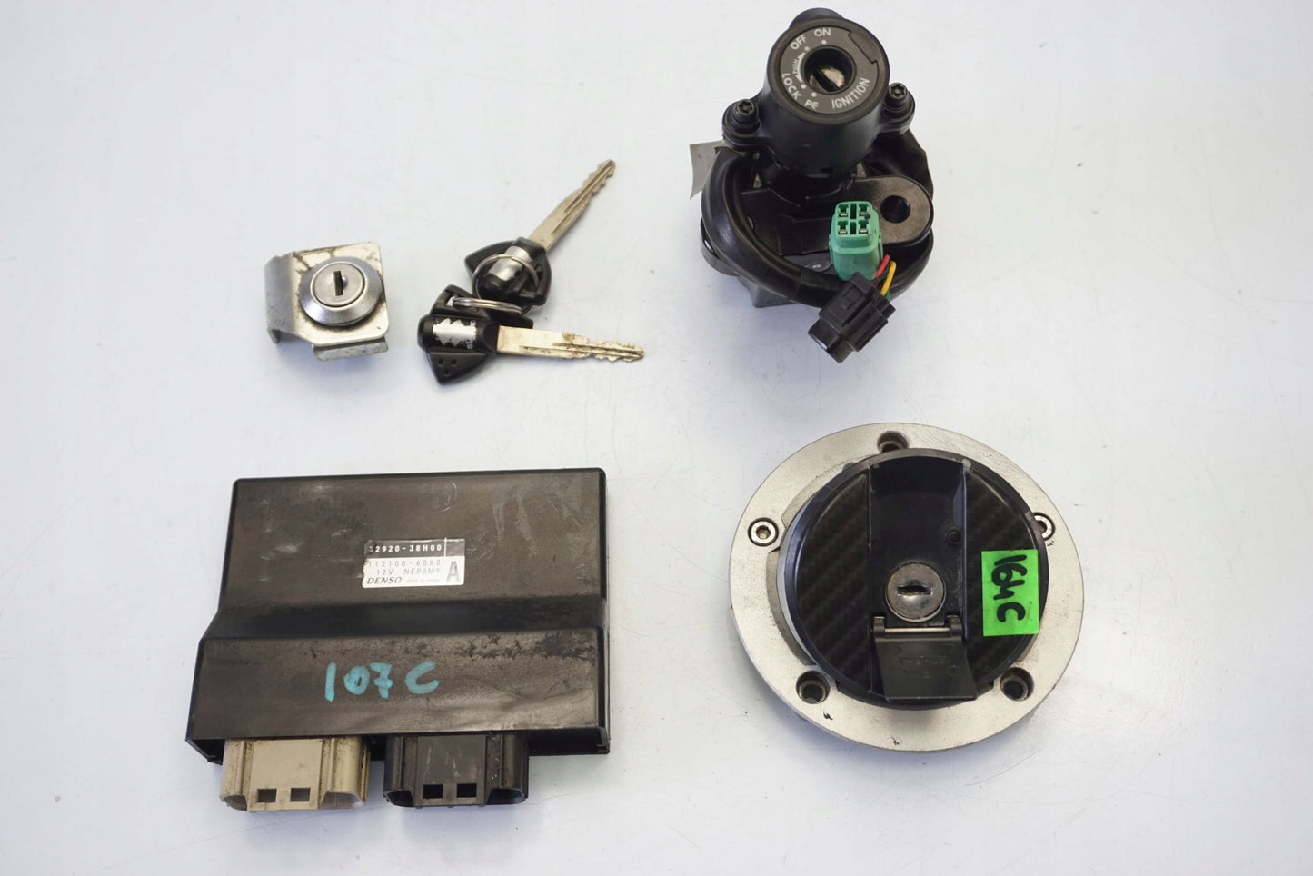 SUZUKI GSX-R 600 750 K8 K9 L0 Schlosssatz Zündschloss Lock Set