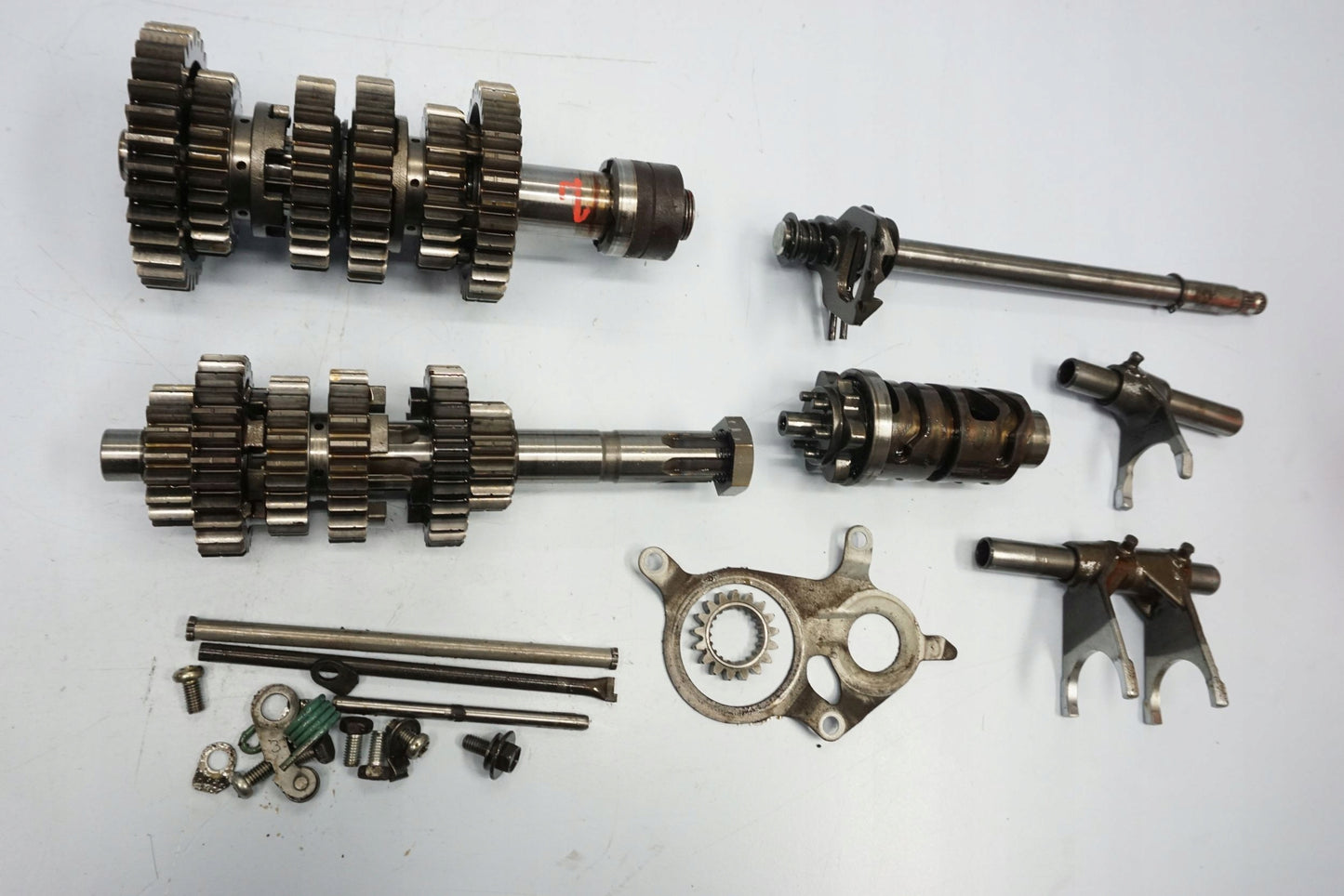 SUZUKI SFV 650 GLADIUS 09-16 Getriebe Gearbox 8