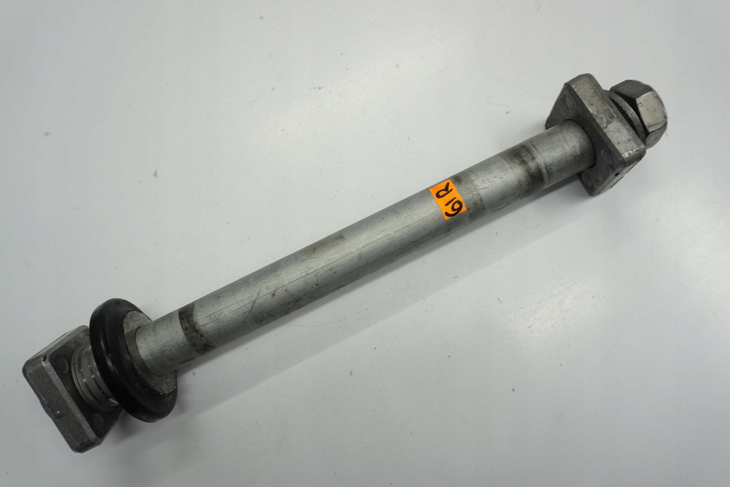 BMW S1000RR K67 19-20 Hinterachse Achse hinten Radachse rear axle 3