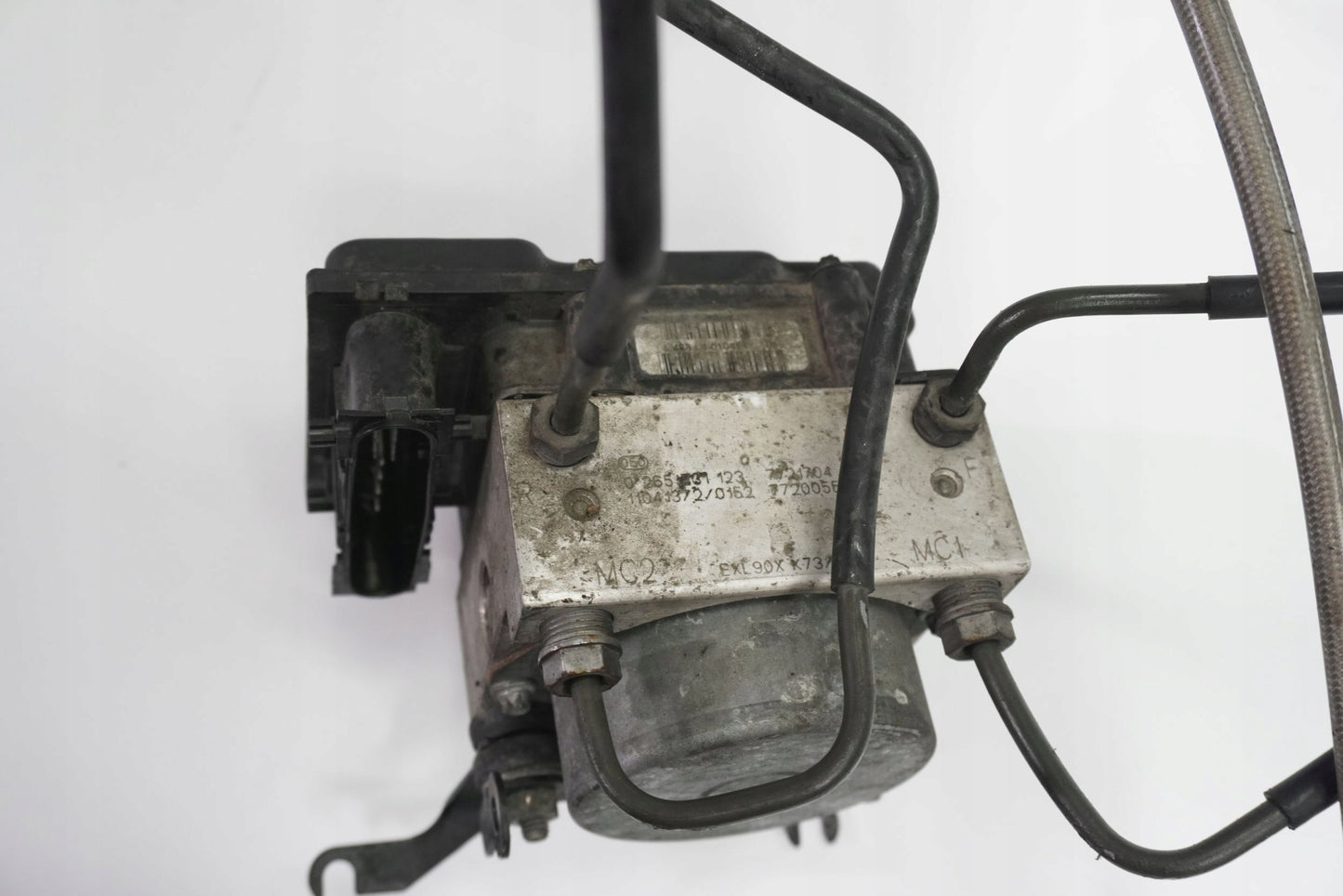 BMW F 800 R 09-14 ABS Pumpe Druckmodulator 3