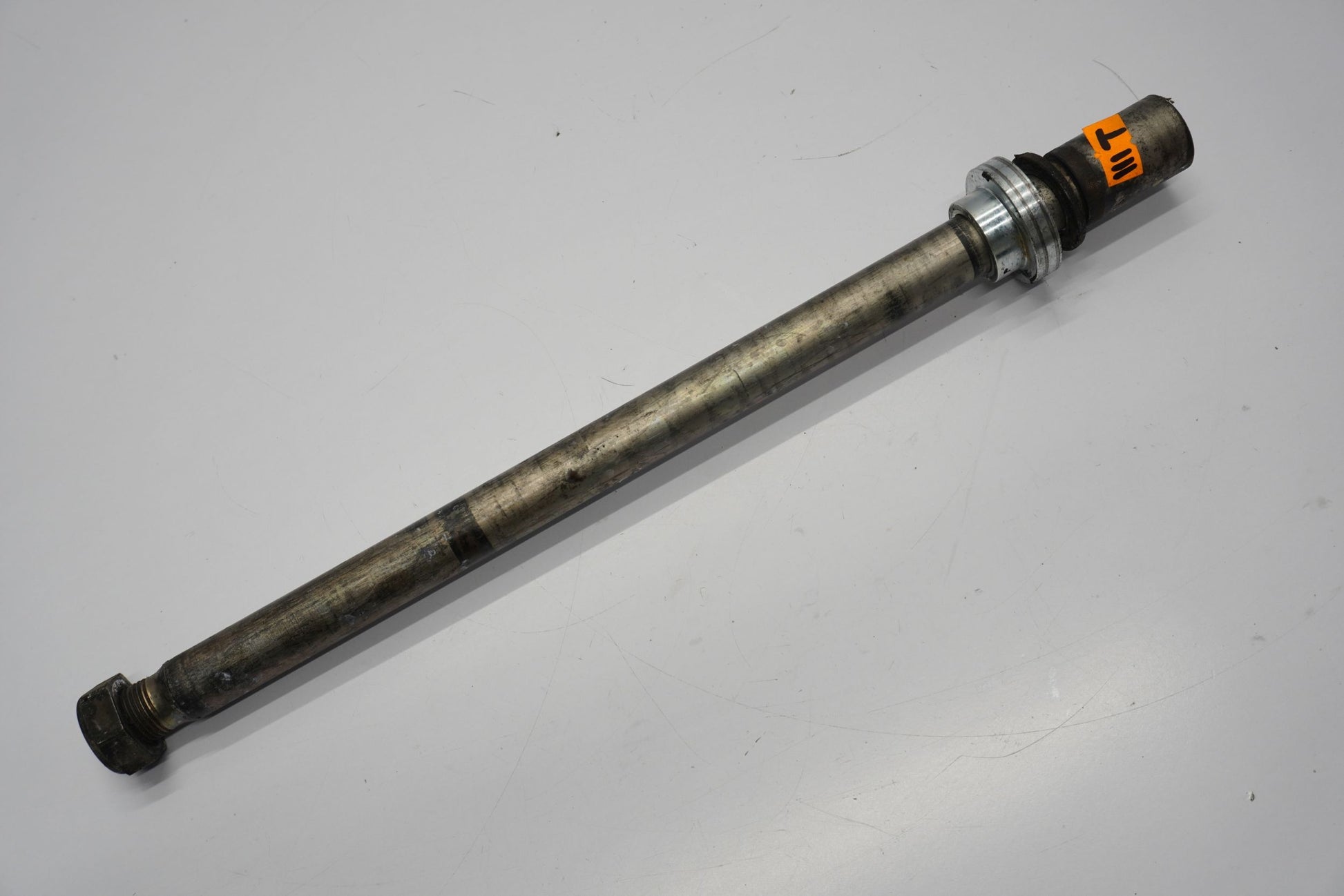 YAMAHA FJR 1300 13-15 Hinterachse Achse hinten Radachse rear axle 5